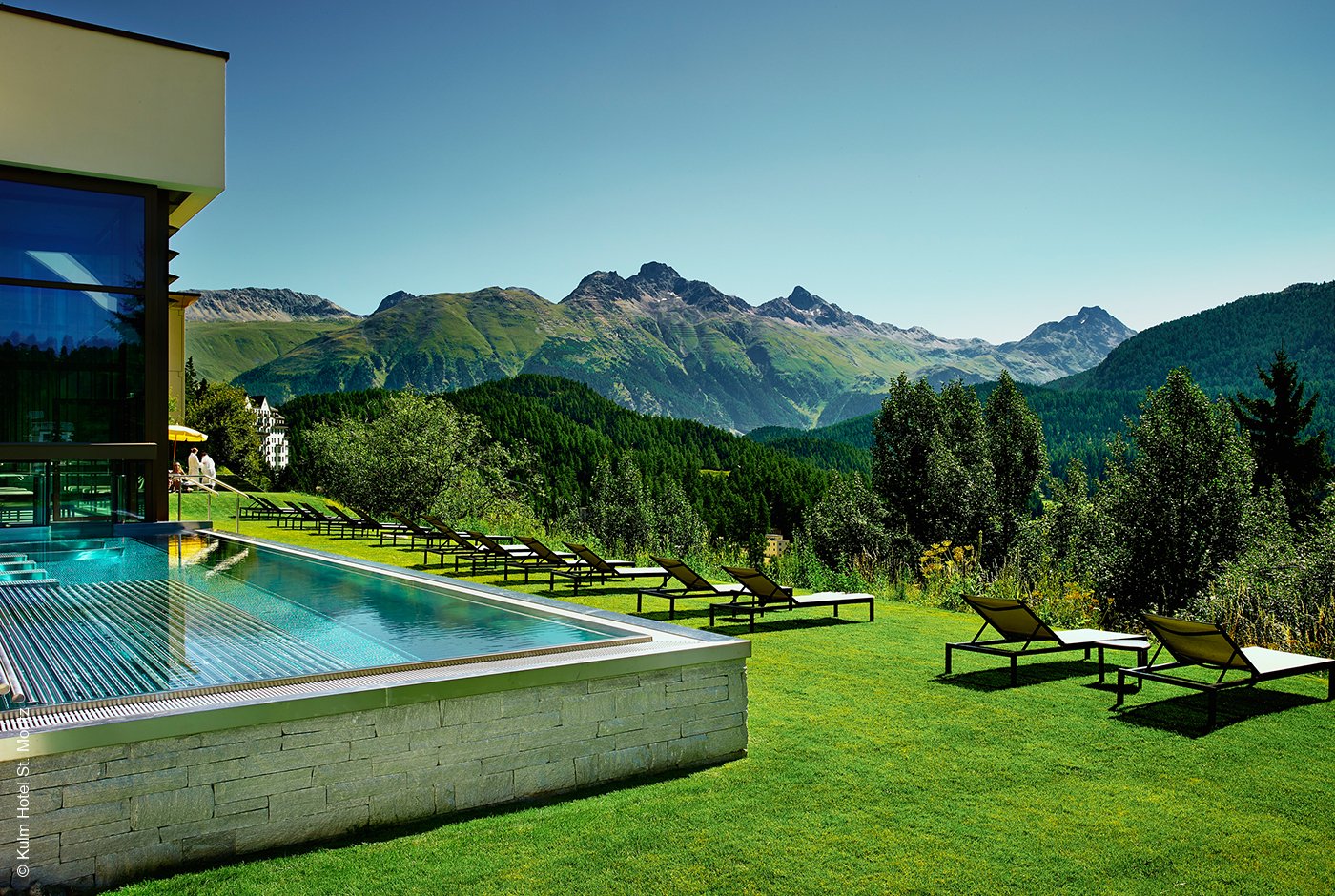 Kulm Hotel | St. Moritz | Sonnenterrasse | Archiv | luxuszeit.com