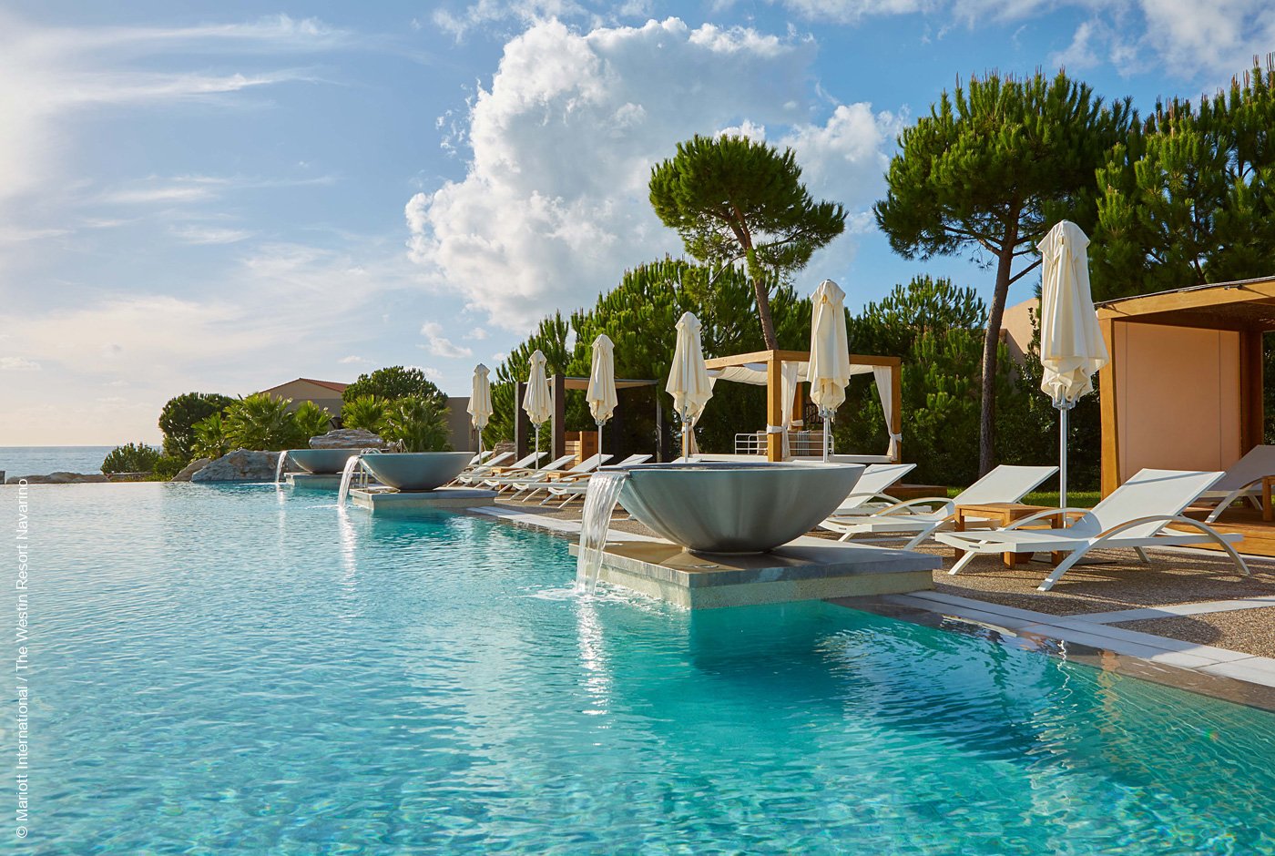 The Westin Resort Costa Navarino | Griechenland | Poollandschaft | Archiv | luxuszeit.com