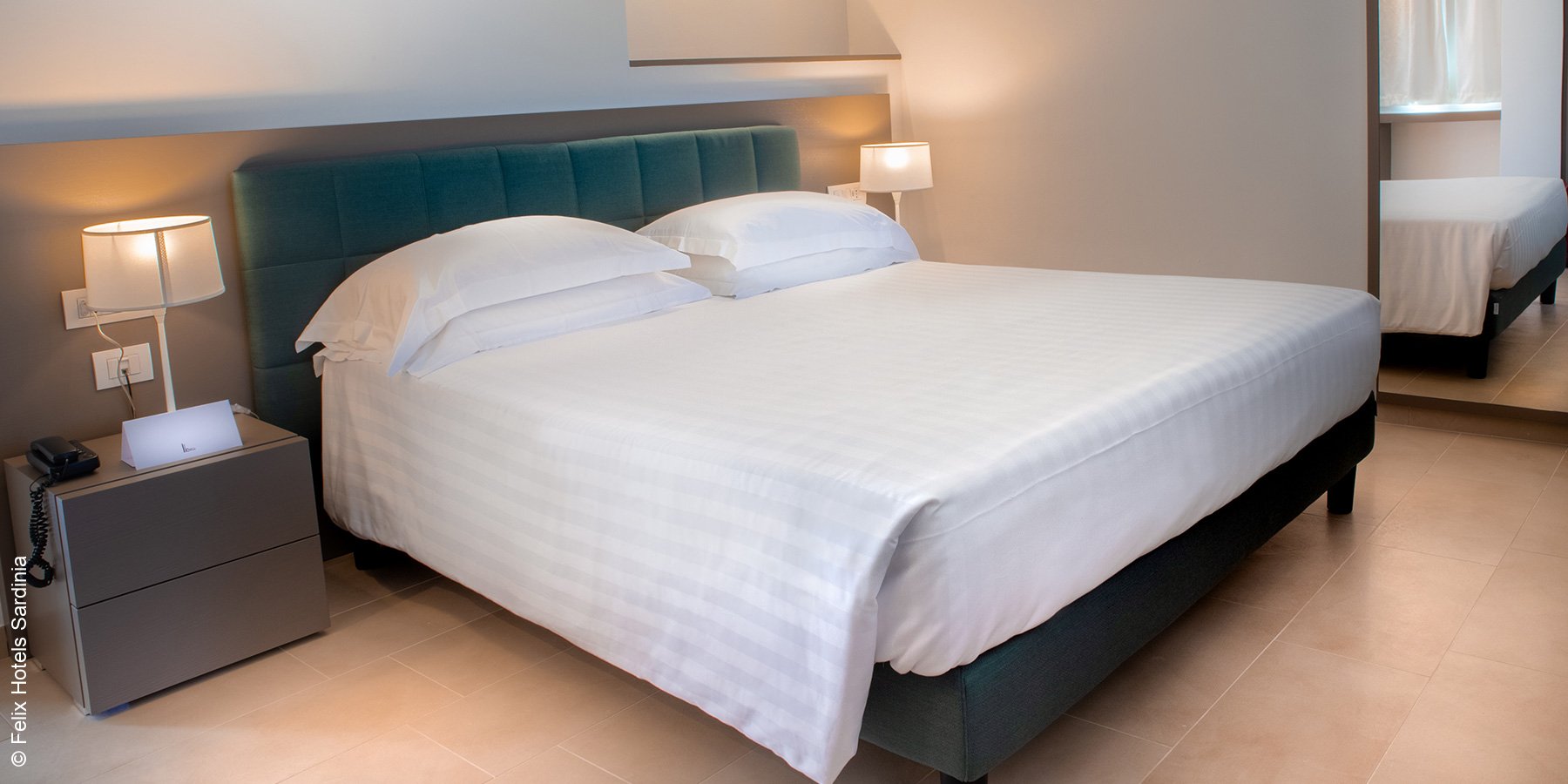 Hotel La Coluccia Hotel & Beach Club | Sardinien | Junior Suite mit Doppelbett | luxuszeit.com