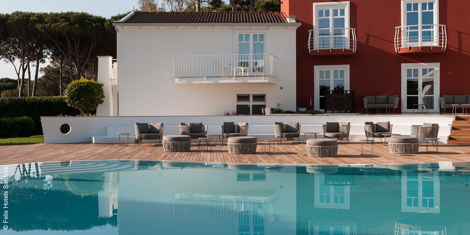 Hotel La Coluccia Hotel & Beach Club | Sardinien | Poolanlage | luxuszeit.com