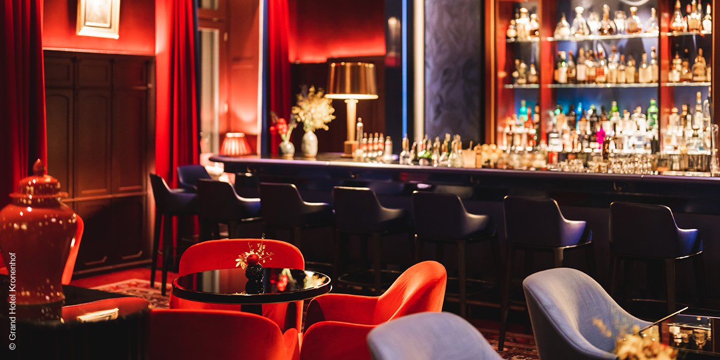 Grand Hotel Kronenhof | Pontresina | Schweiz | Bar Abendstimmung | luxuszeit.com