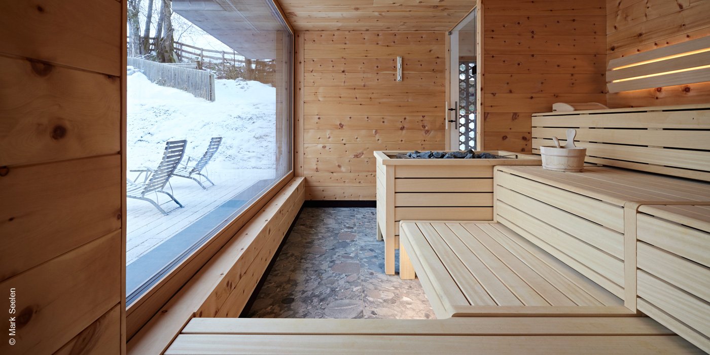 Der Seehof | Goldegg | Insel der schönen Dinge Sauna mit Ausblick | luxuszeit.com