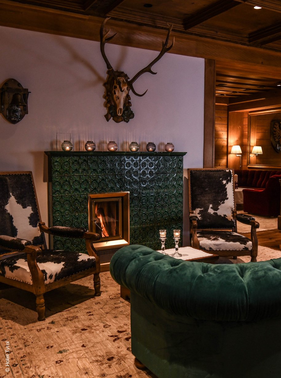 Hotel Tyrol | Gröden | Wolkenstein | Lounge | Inspiration | luxuszeit.com