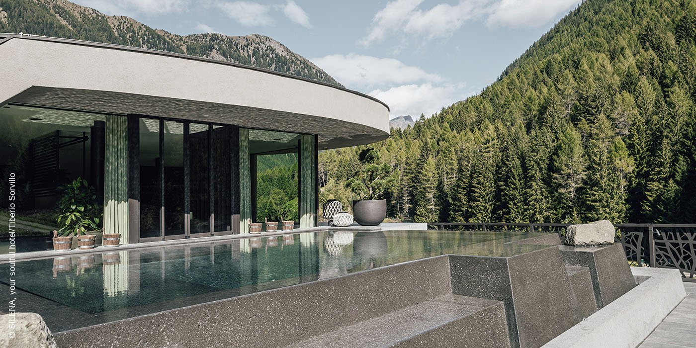 SILENA, your soulful hotel | Vals | Südtirol | Onsen Pool | luxuszeit.com
