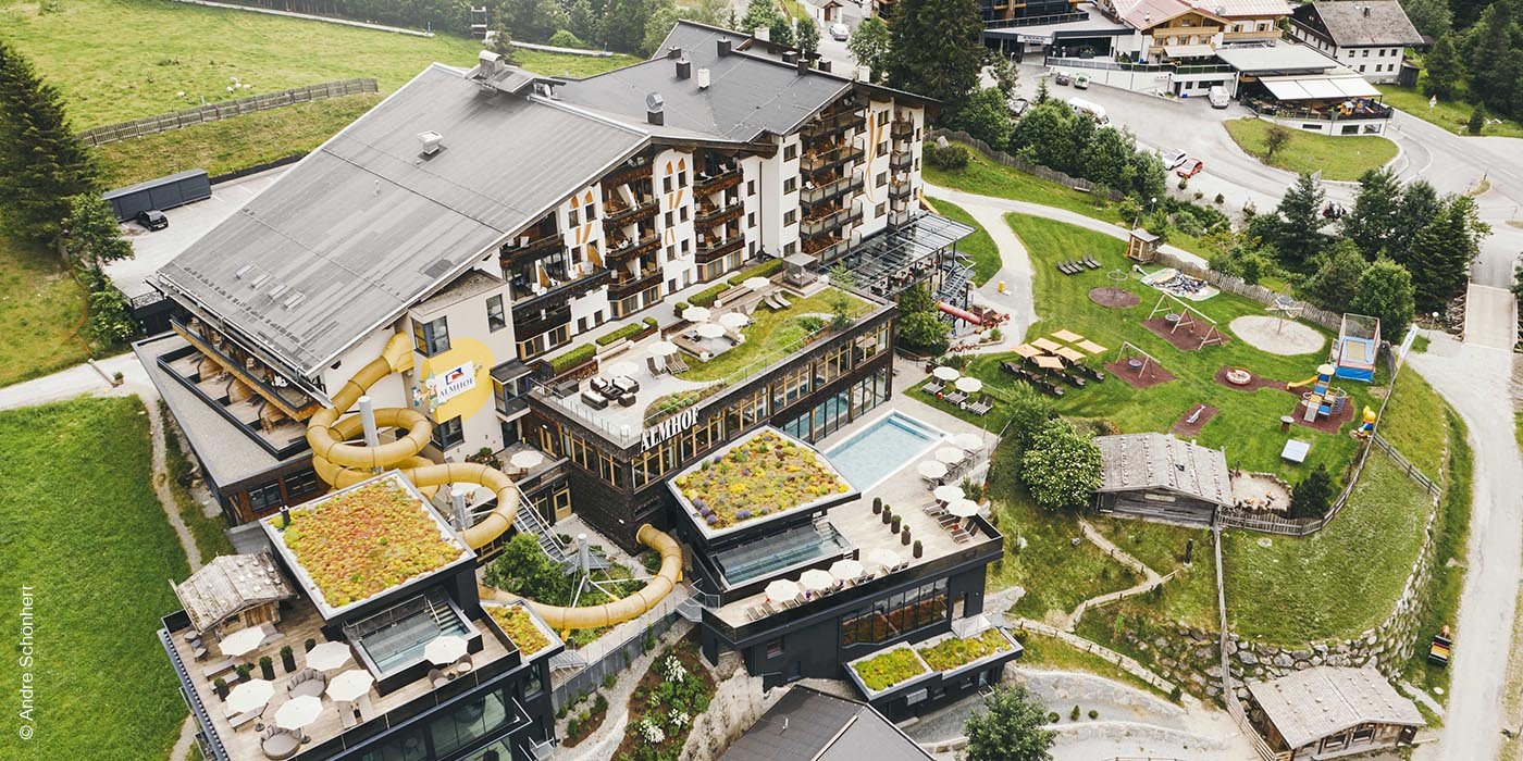 Almhof Family Resort & Spa | Gerlos | Tirol | Ansicht Hotel | luxuszeit.com