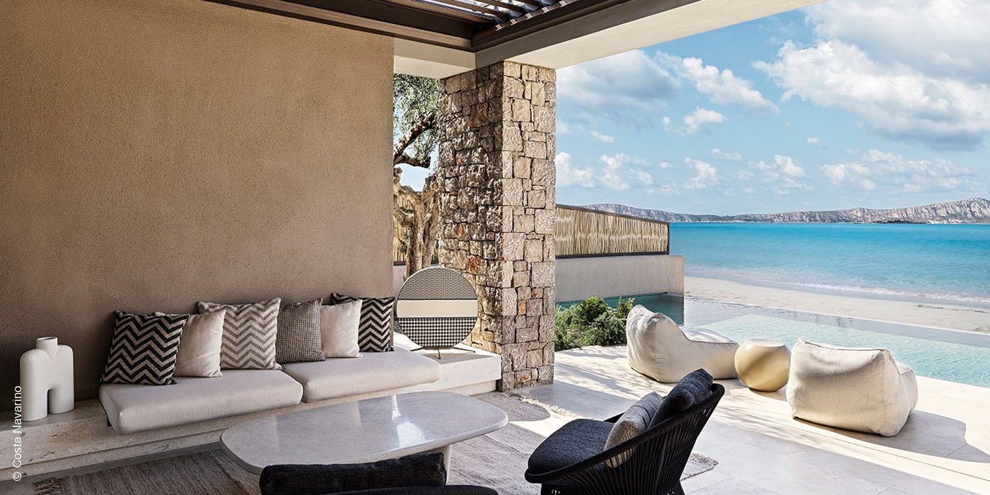 W Costa Navarino | Messinia | Griechenland | Beachfront Villa Terrasse | luxuszeit.com