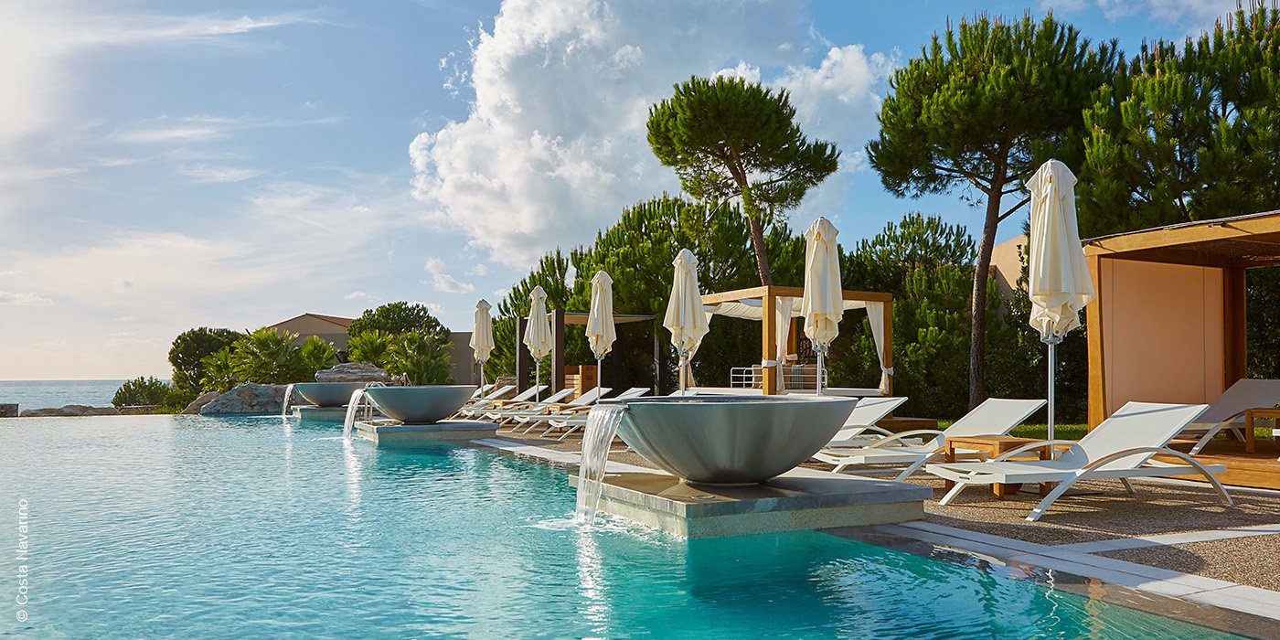 The Westin Resort Costa Navarino | Griechenland | Außenpool | luxuszeit.com