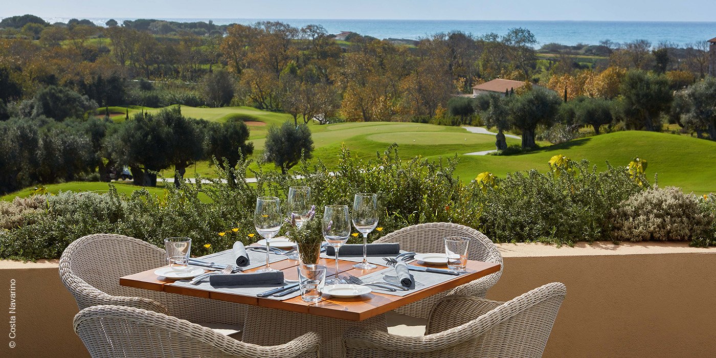 The Westin Resort Costa Navarino | Griechenland | Flame Restaurant Ausblick | luxuszeit.com