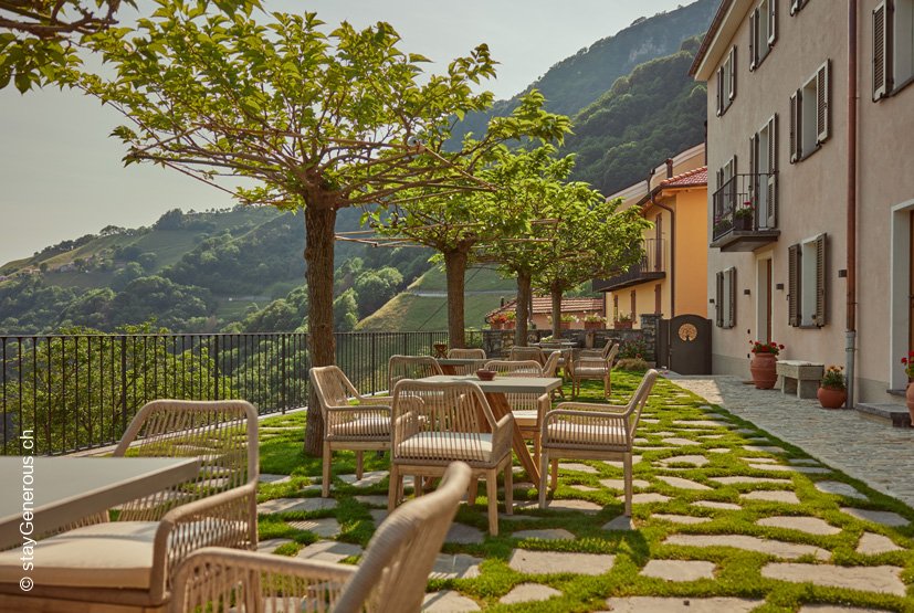 Terrasse | La Casa die Gelsi | Schweiz | luxuszeit.com
