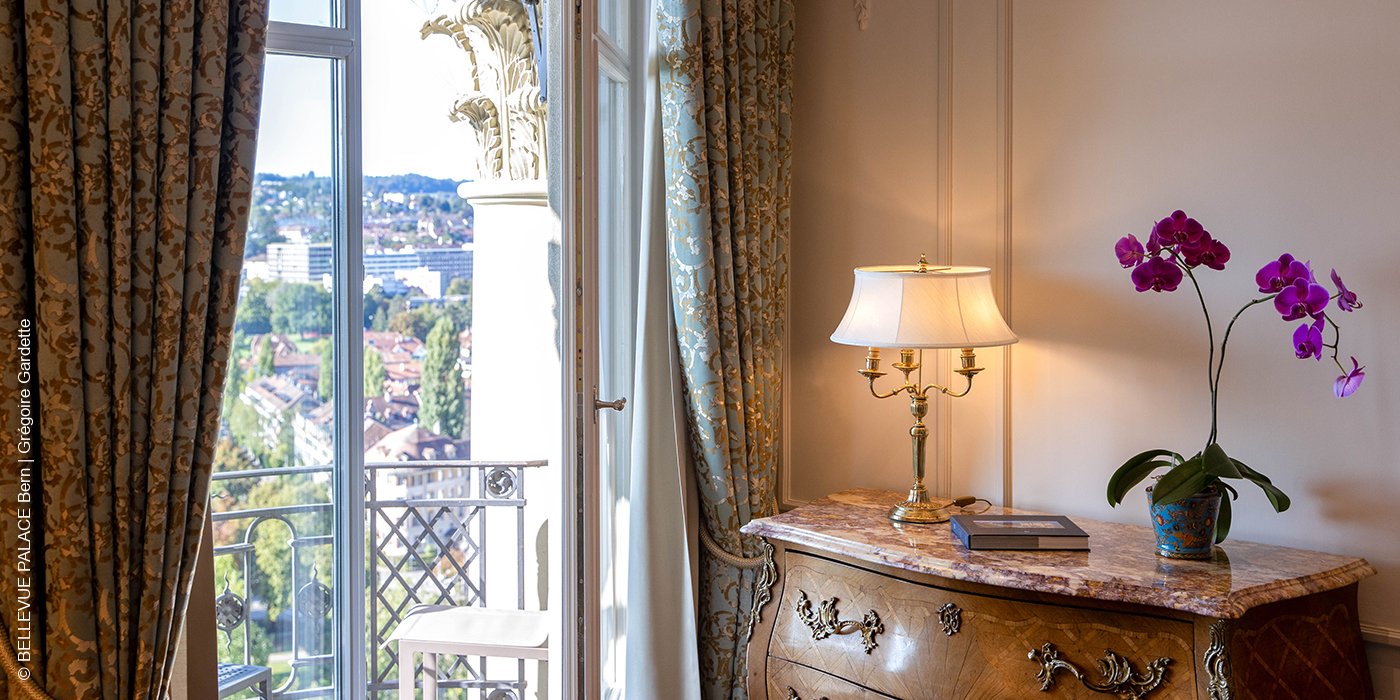 BELLEVUE PALACE Bern | Schweiz | Zimmer Deteil | luxuszeit.com