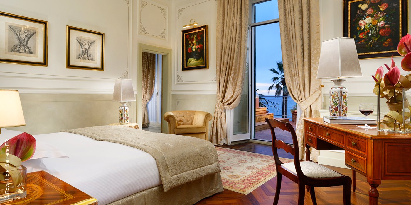 Royal Hotel | Sanremo | Sissi Suite Schlafzimmer | luxuszeit.com