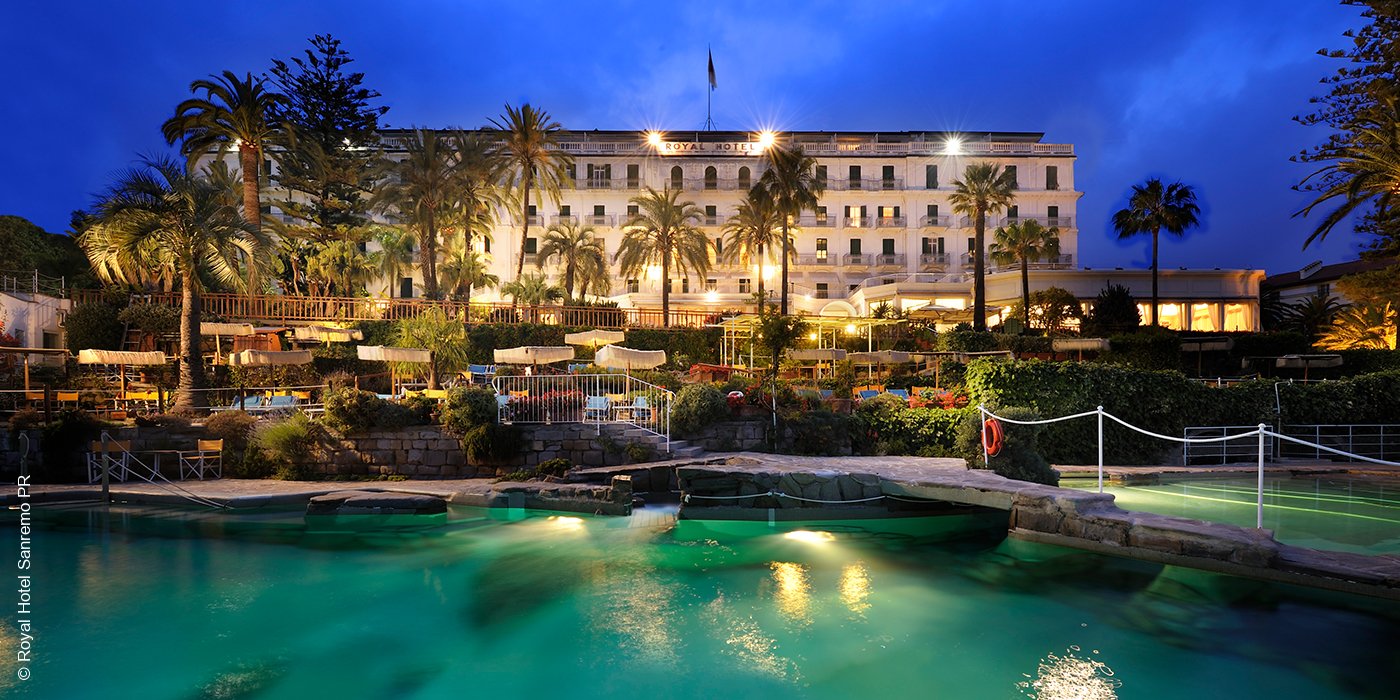 Royal Hotel | Sanremo | Hotel bei Nacht | luxuszeit.com