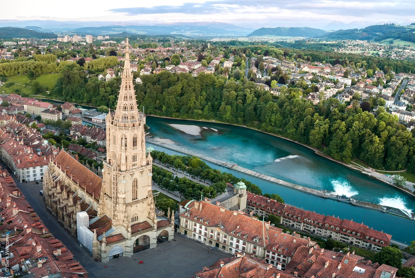 Berner Münster Luftansicht | Bern | Schweiz | magazin | luxuszeit.com
