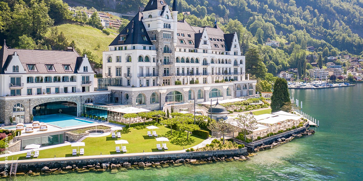 Park Hotel Vitznau | Vitznau, Kanton Luzern | Ansicht Spa-Bereich mit Pool | luxuszeit.com