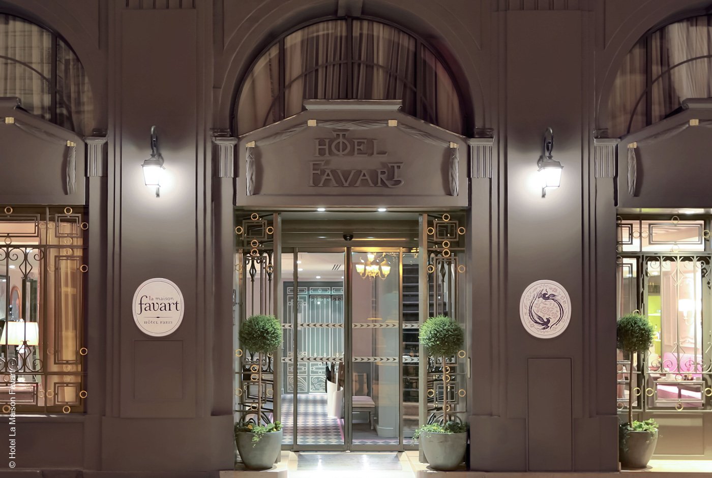 Hotel La Maison Favart | Paris | Eingang | Archiv | luxuszeit.com 