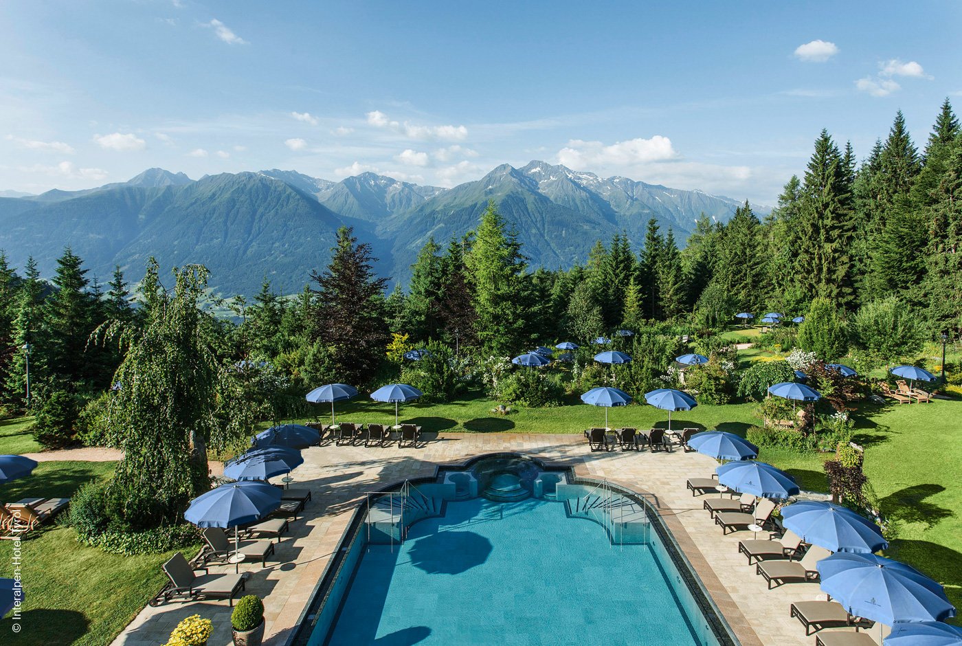 Interalpen-Hotel Tyrol | Telfs-Buchen Seefeld | Außen-Pool | Archiv | luxuszeit.com