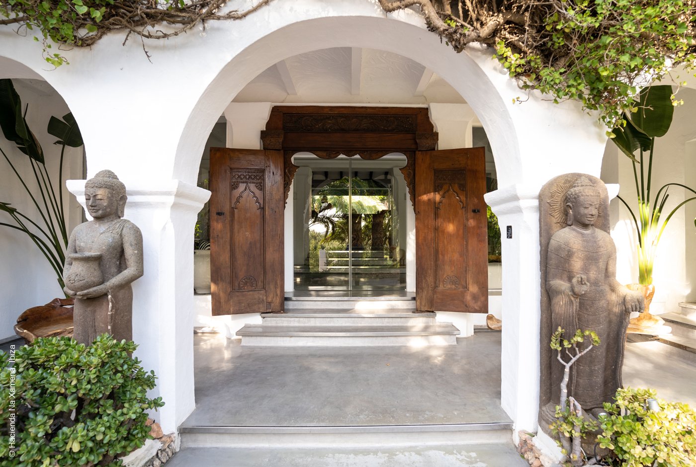 Hotel Hacienda Na Xamena | San Miguel, Ibiza | Eingang | Archiv | luxuszeit.com