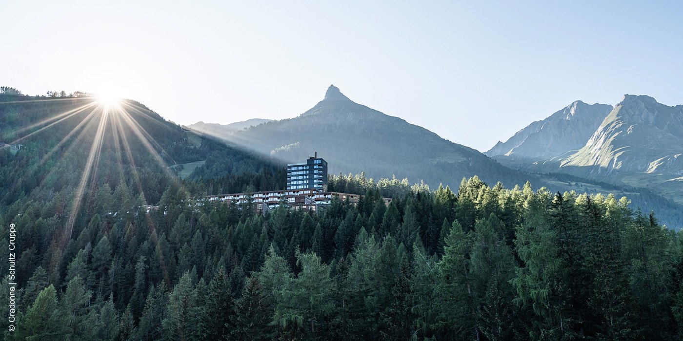 Gradonna Mountain Resort | Châlets & Hotel | Kals am Großglockner | Ansicht Hotel | luxuszeit.com