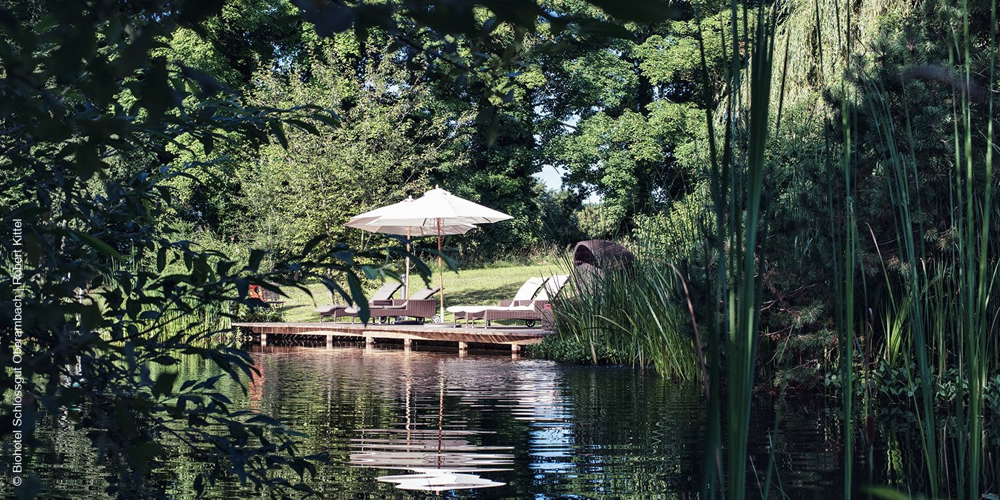 Schlossgut Oberambach | Münsing | Starnberger See | Relaxen am Naturbadeteich | luxuszeit.com