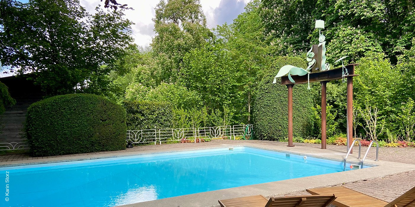 Auberge aux 4 Vents | Granges-Paccot | Fribourg | Schweiz | Pool mit Installation | luxuszeit.com