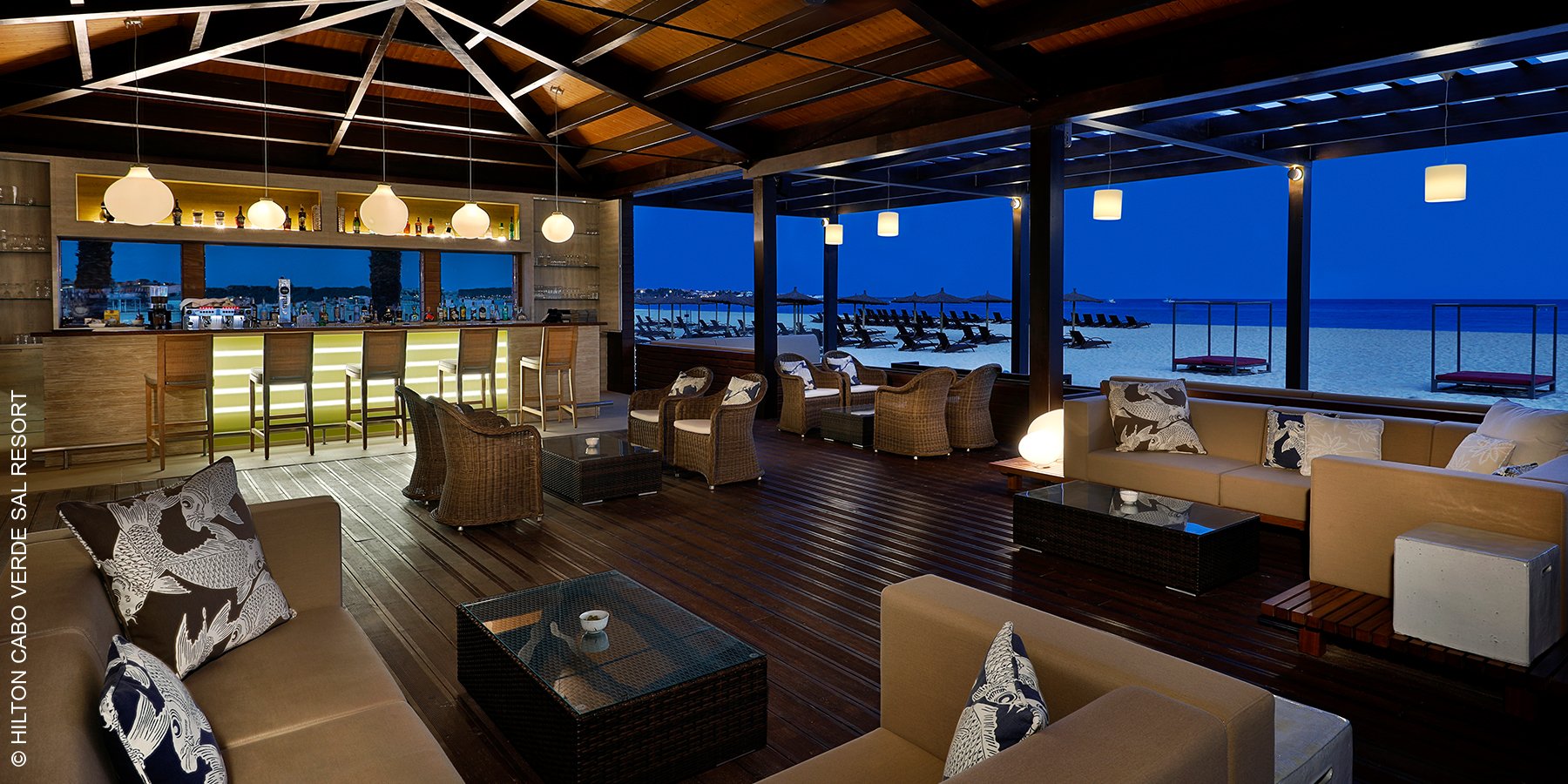 Hilton Cabo Verde Sal Resort | Santa Maria, Insel Sal | Bounty Beach Bar| luxuszeit.com