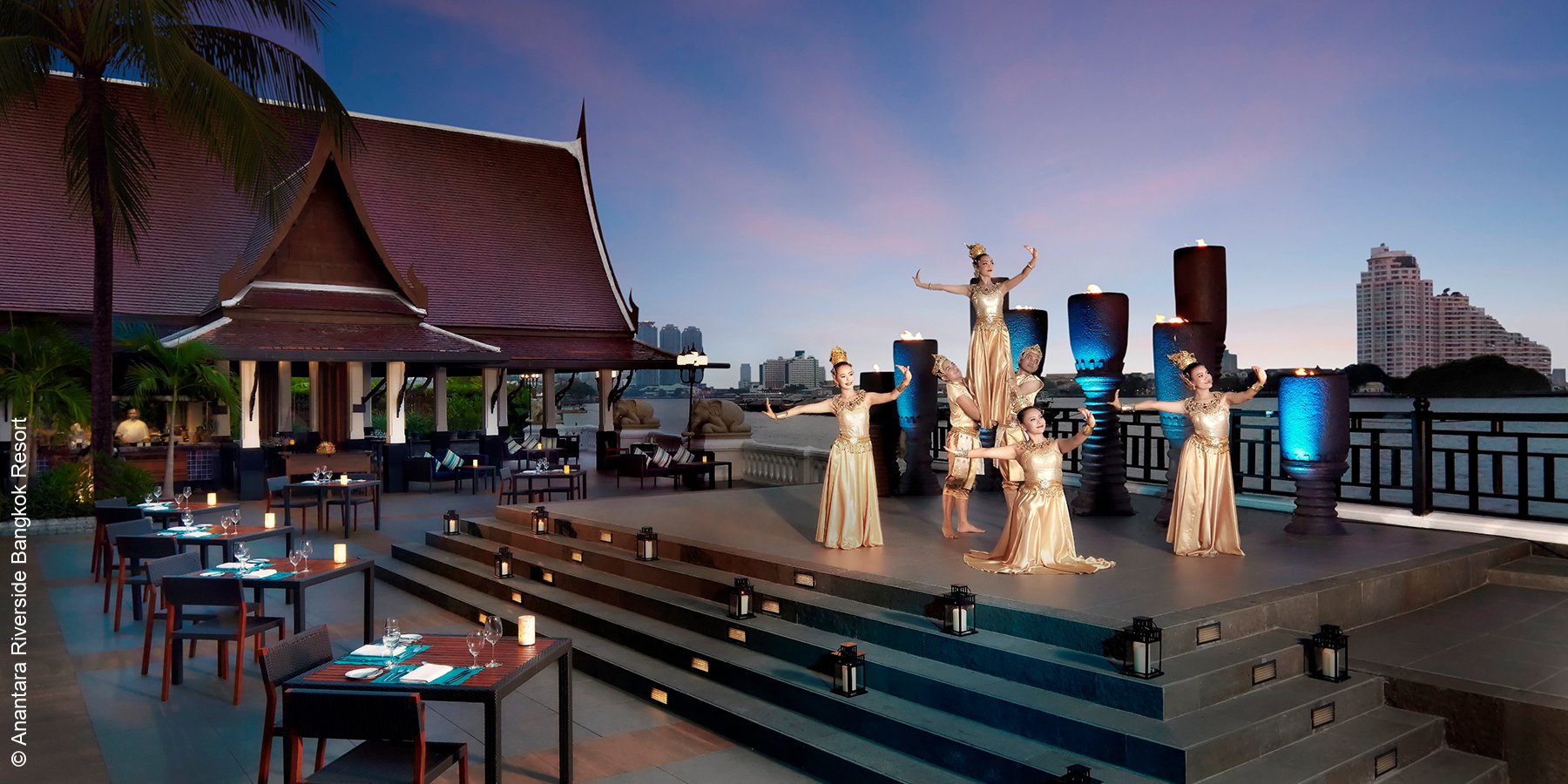 Anantara Bangkok Riverside Resort & Spa | Bangkok | Riverside Terrace | luxuszeit.com