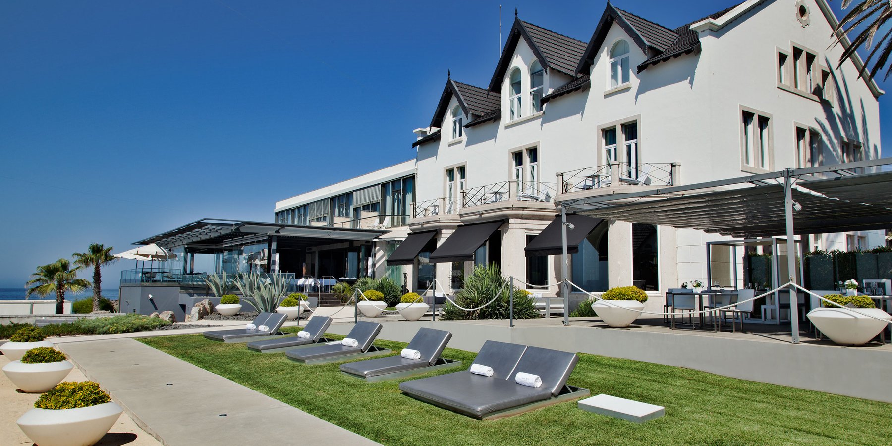 Farol Hotel | Cascais | Sonnenterrasse | luxuszeit.com