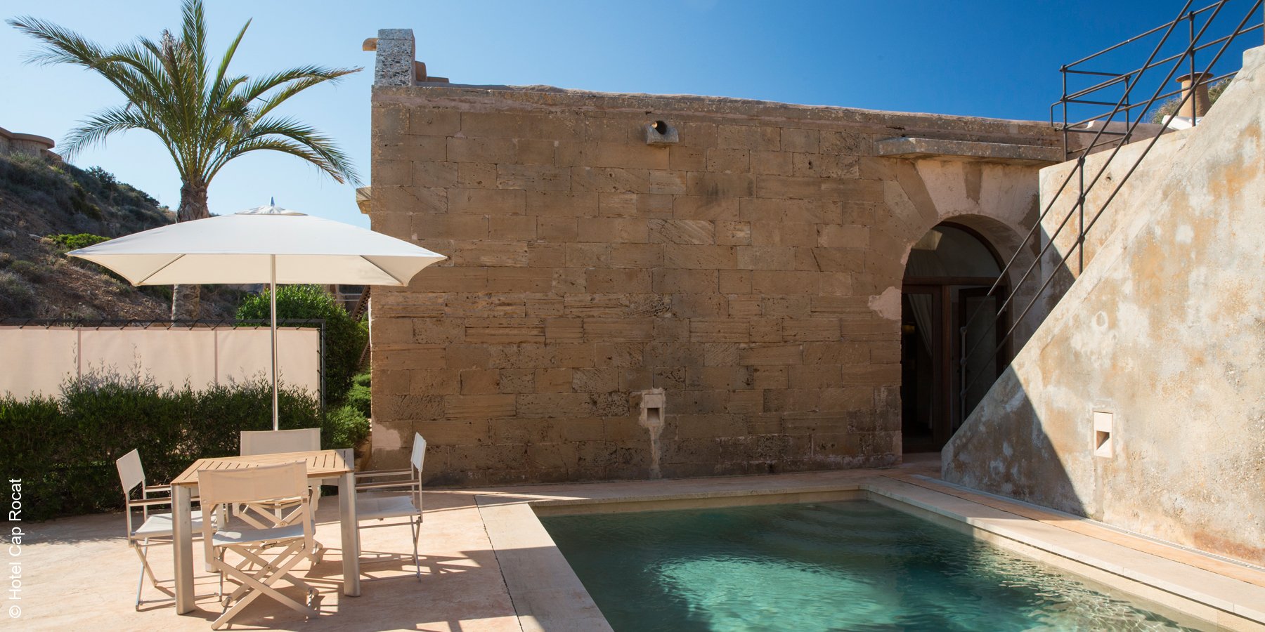 Hotel Cap Rocat | Cala Blava | Mallorca | El Cabo Suite Pool | luxuszeit.com
