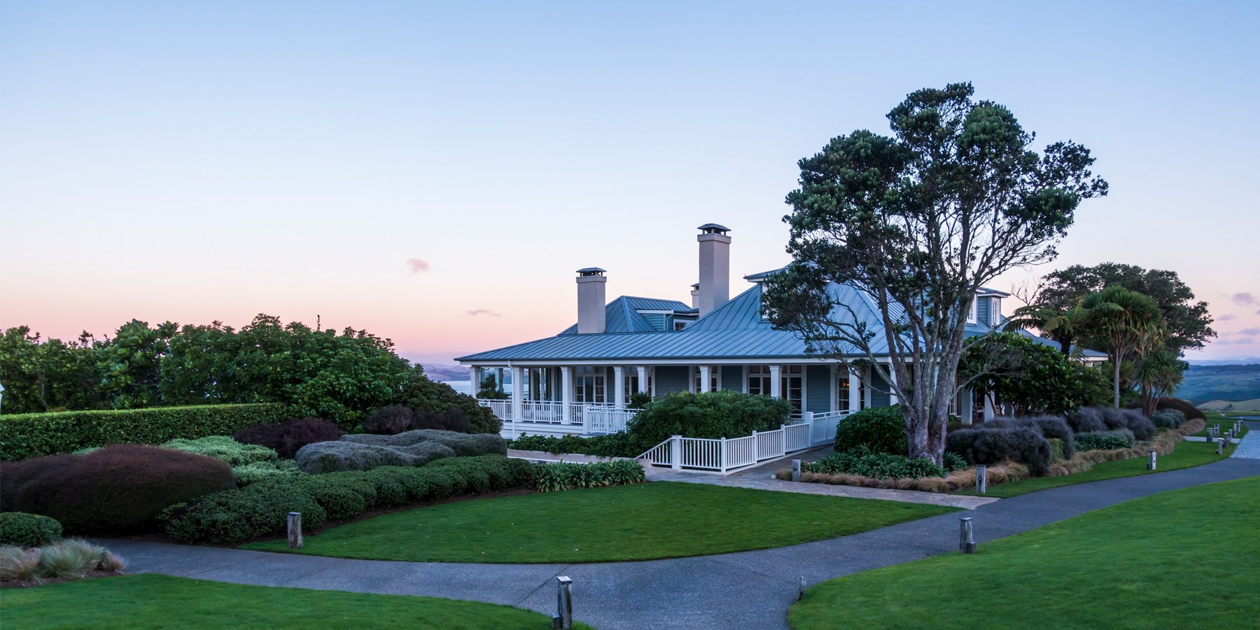 The Lodge at Kauri Cliffs | Neuseeland | Aussenansicht | luxuszeit.com