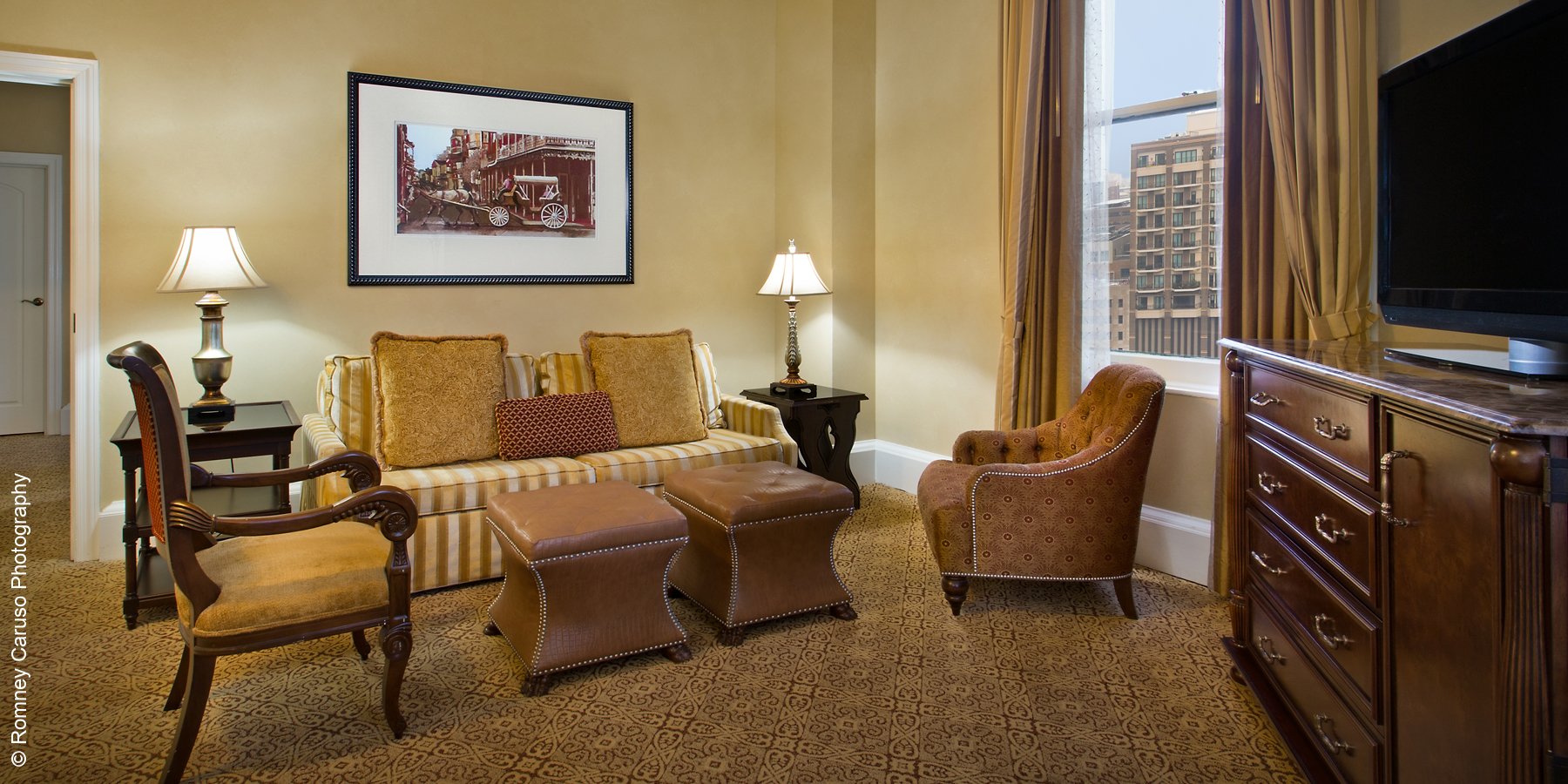 Waldorf Astoria The Roosevelt | New Orleans | King-Suite-Wohnbereich | luxuszeit.com