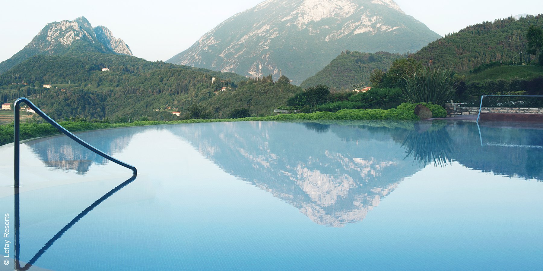 Lefay Resort & SPA Lago di Garda | Gargnano | Gardasee | Outdoor Pool | luxuszeit.com