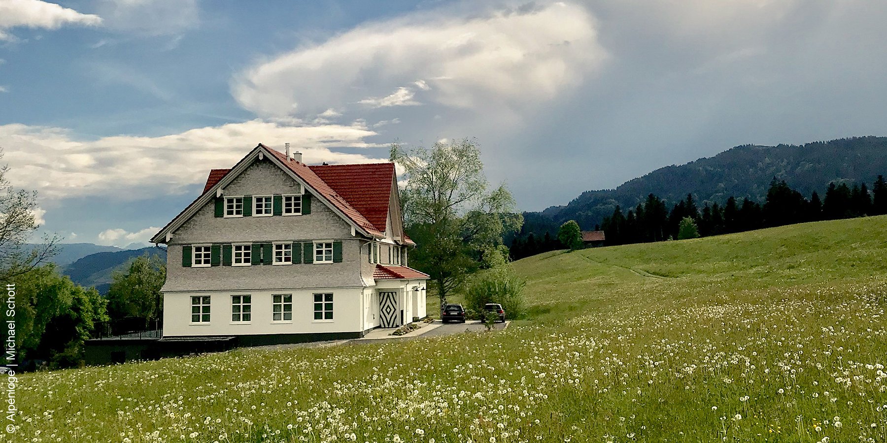 Alpenloge | Scheffau im Westallgäu | Außenansicht | luxuszeit.com