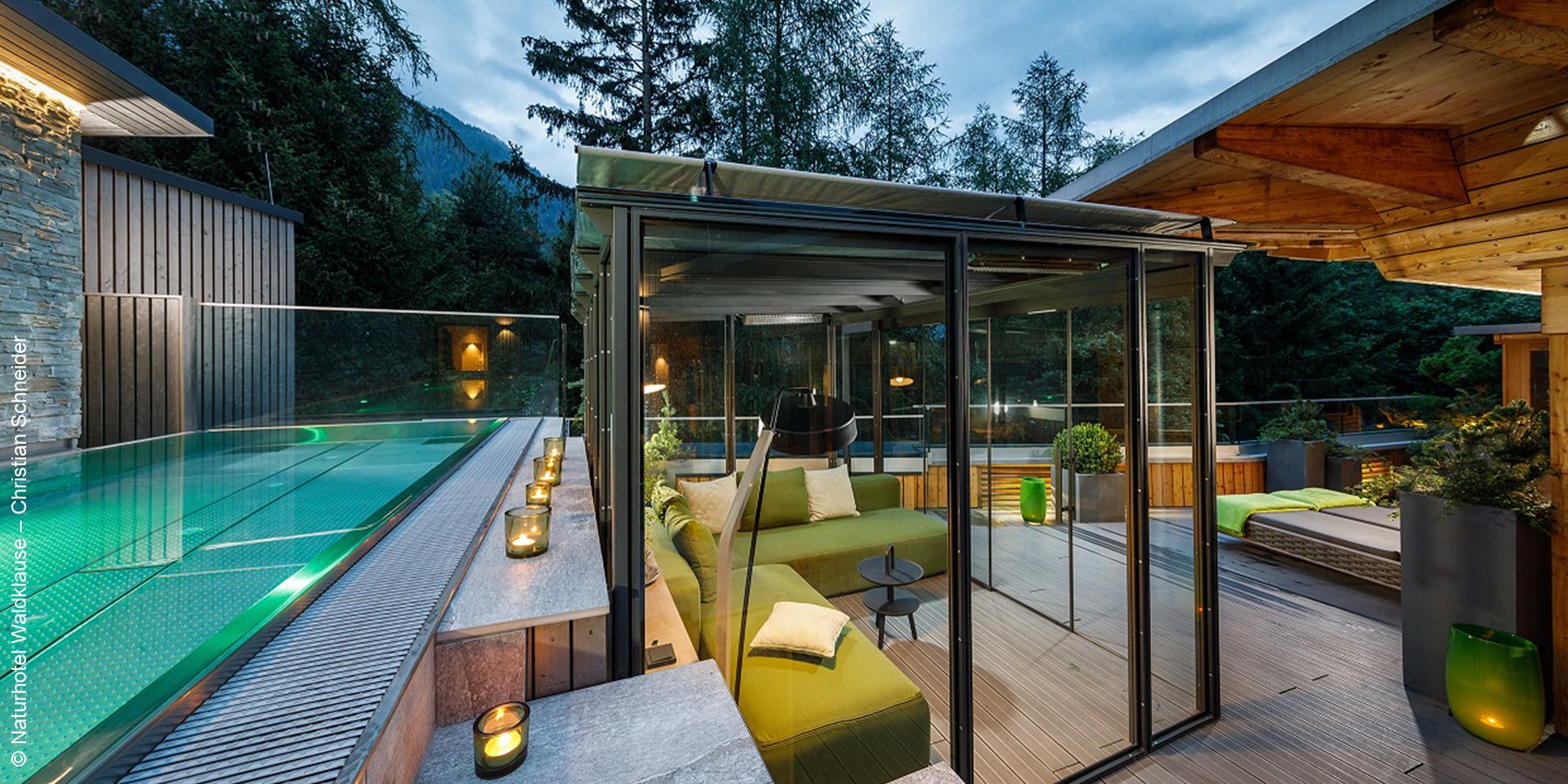 Naturhotel Waldklause | Längenfeld in Tirol | Dachterrasse der Panorama Pool Suite | luxuszeit.com