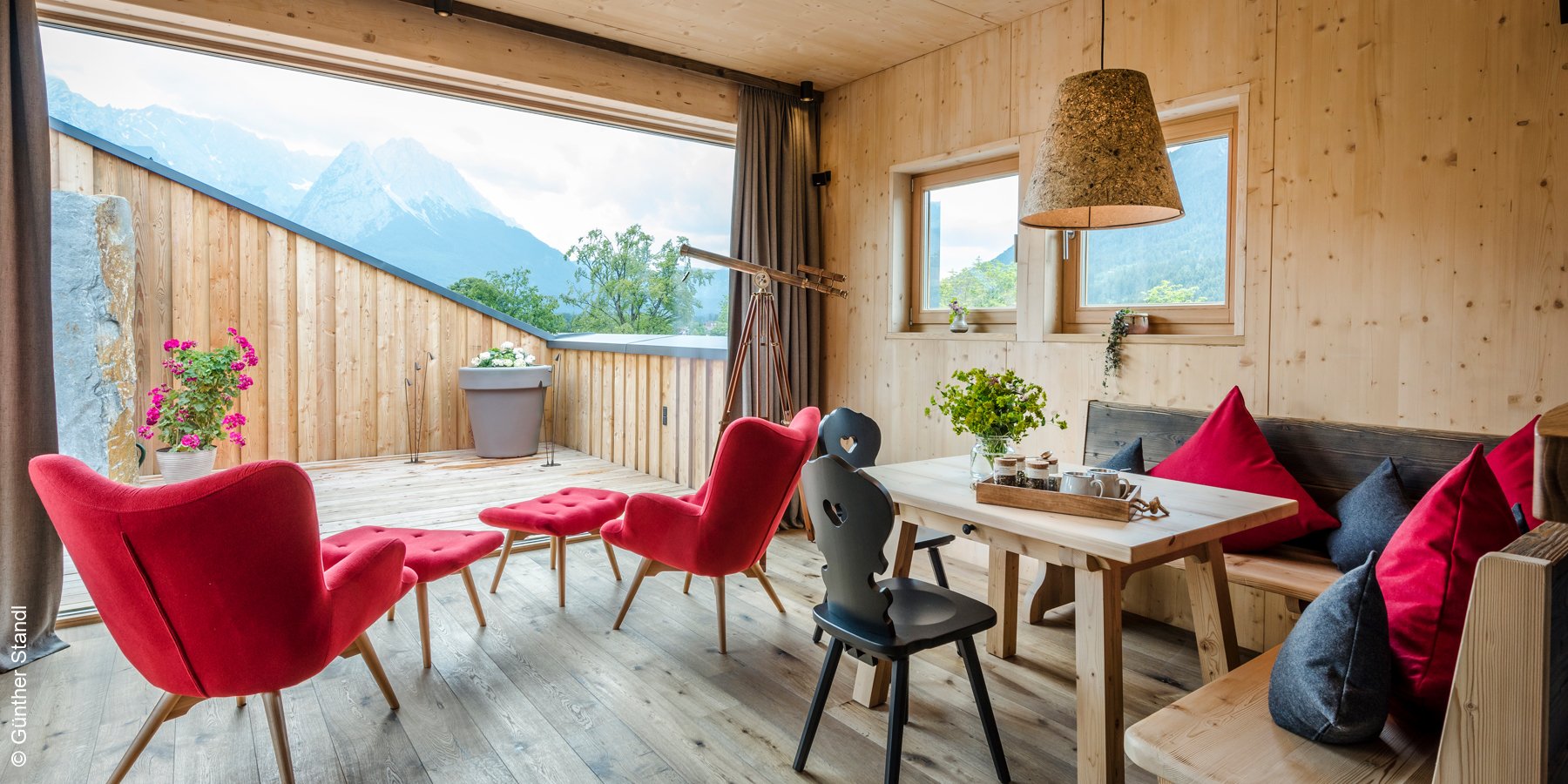 Werdenfelserei | Garmisch-Partenkirchen | Wohnbereich | luxuszeit.com