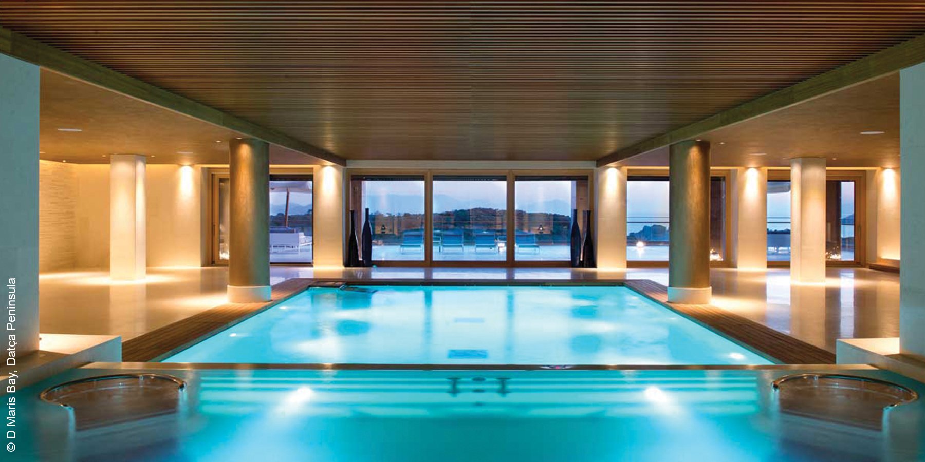 D Maris Bay | Indoor Pool | Türkei | luxuszeit.com