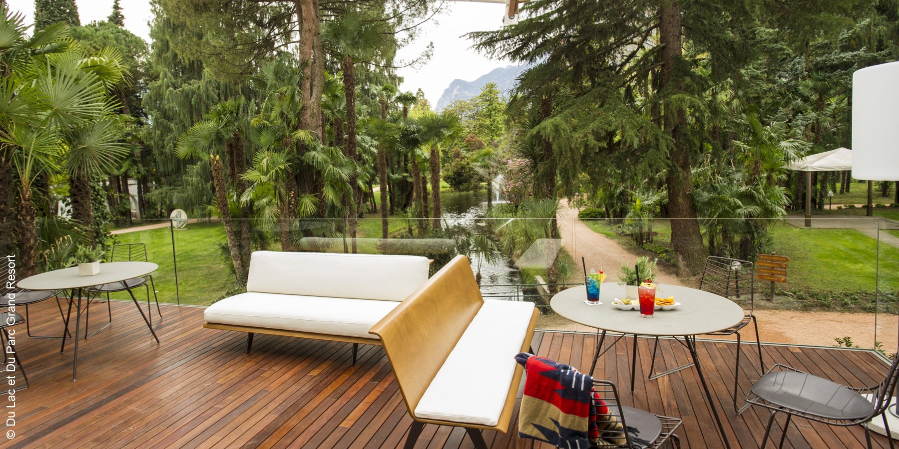 Du Lac et Du Parc Grand Resort | Riva Del Garda | Bar Molo 44 Bistro Terrasse | luxuszeit.com