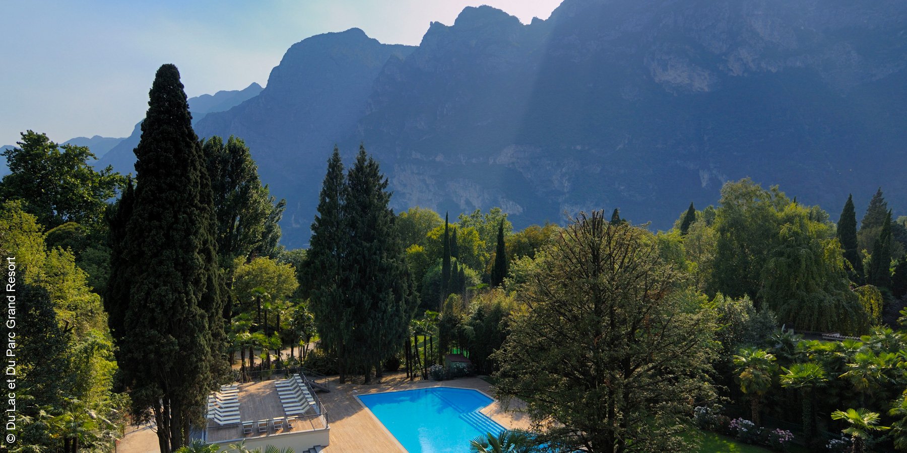 Du Lac et Du Parc Grand Resort | Riva Del Garda | Outdoorpool | luxuszeit.com