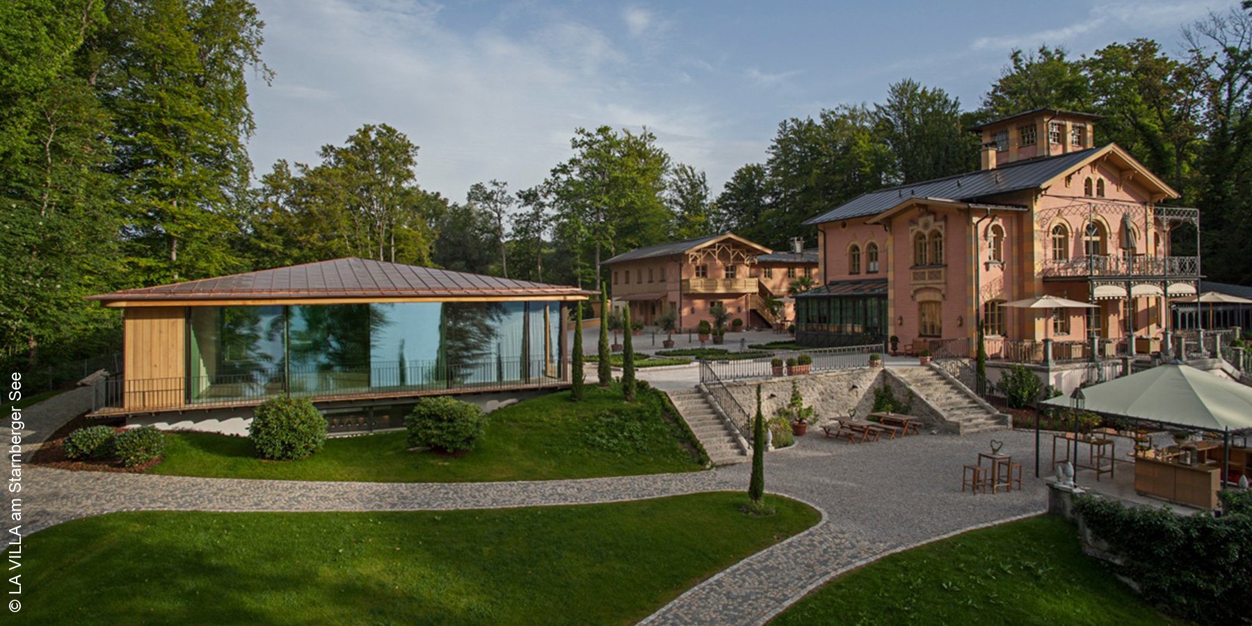 LA VILLA | Pöcking am Starnberger See | Ansicht mit Gartenpavillon | luxuszeit.com