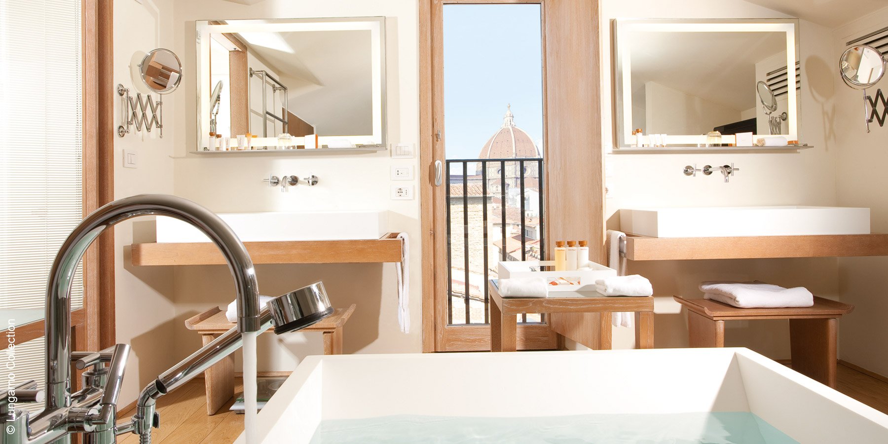 Hotel Continentale | Florenz | Consorti-Panorama-Suite Badewanne | luxuszeit.com