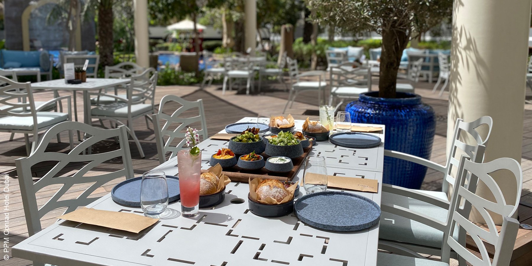 Hilton Conrad | Dubai | Chefs table Greek Dining | luxuszeit.com