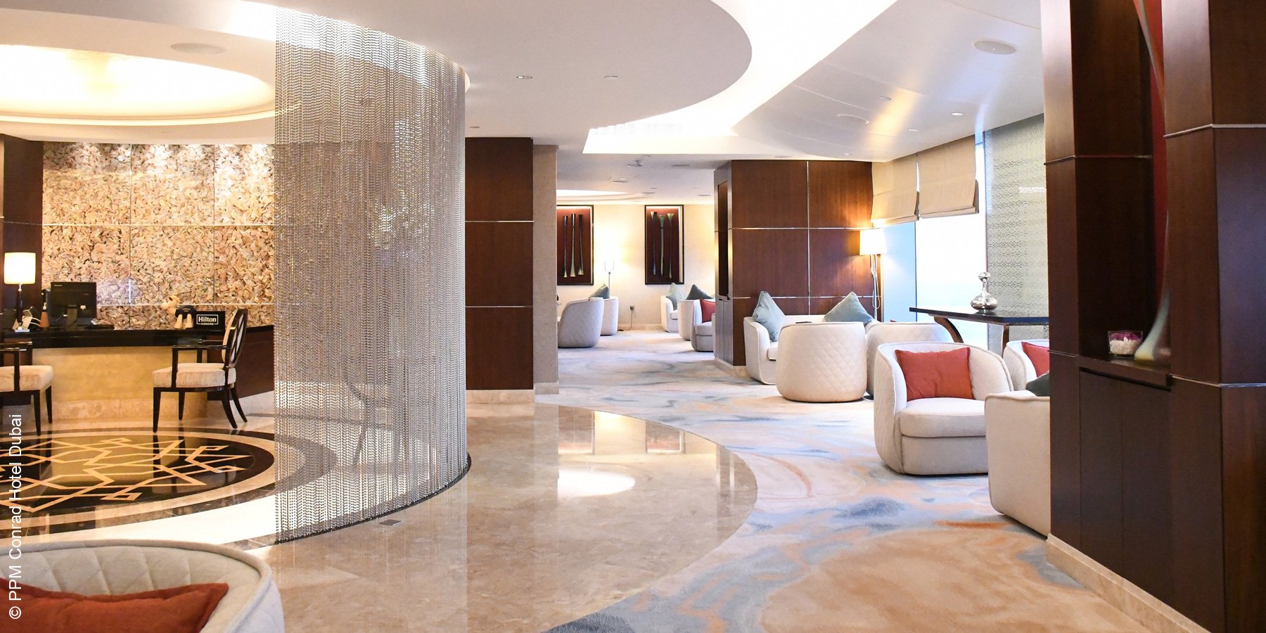 Hilton Conrad | Dubai | Executive-Lounge | luxuszeit.com