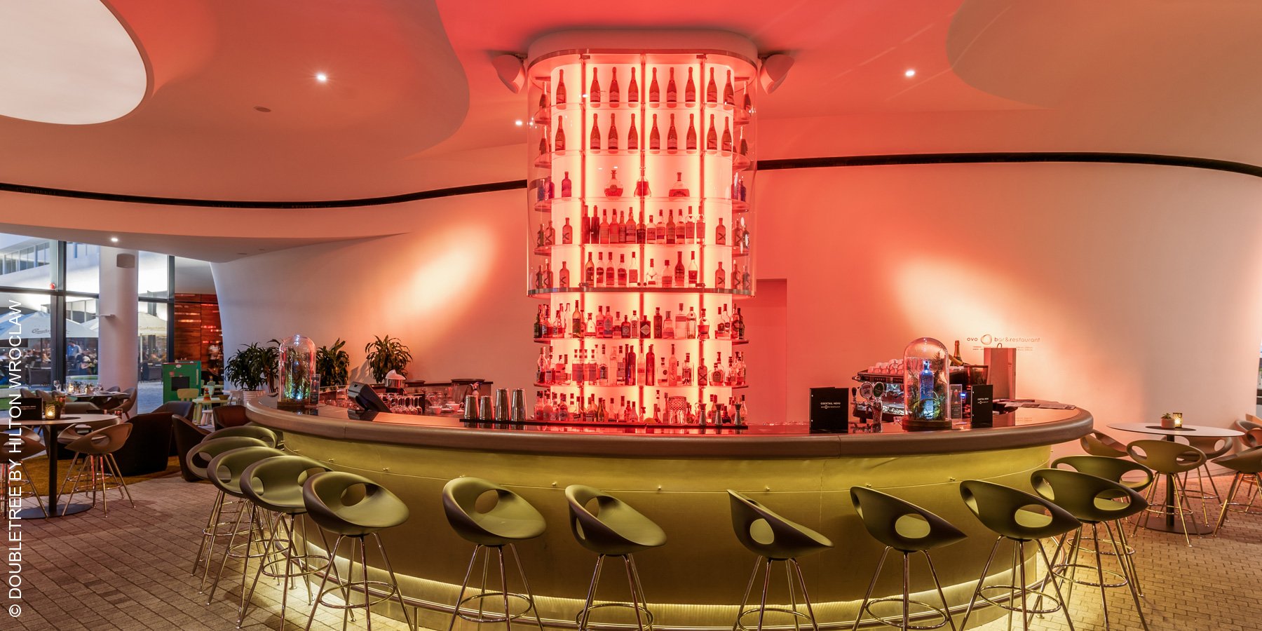 DoubleTree by Hilton | Wroclaw | OVO Bar | luxuszeit.com