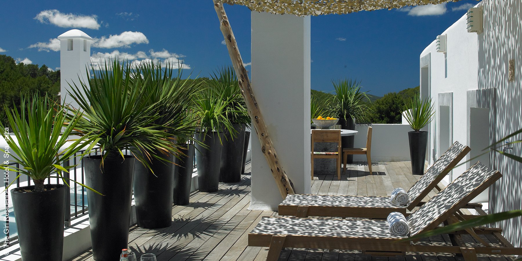 The Giri Residence | San Juan Ibiza | Terrasse | luxuszeit.com