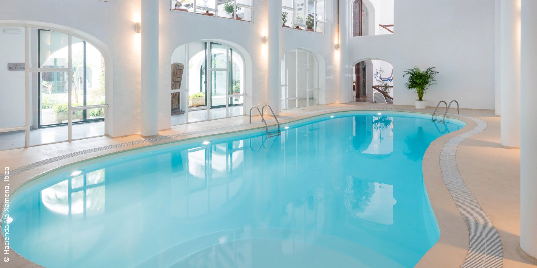 Hotel Hacienda Na Xamena | San Miguel, Ibiza | Indoorpool | luxuszeit.com