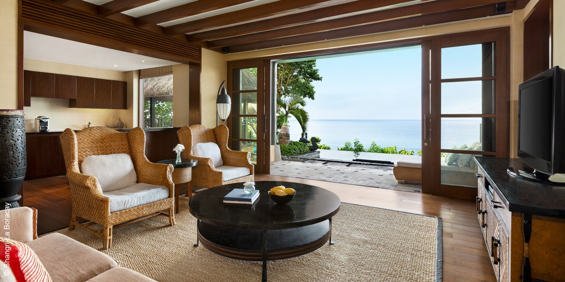 Shangri-Las Boracay Resort & Spa | Boracay Island | Loft Villa Wohnzimmer mit Ausblick | luxuszeit.com
