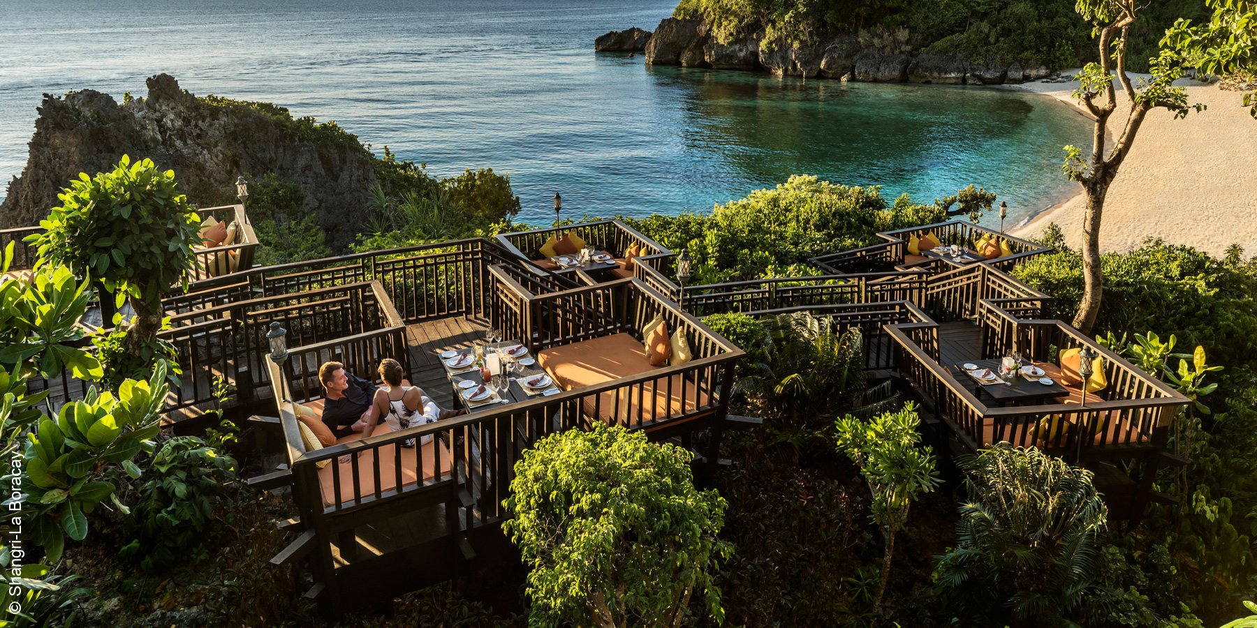 Shangri-Las Boracay Resort & Spa | Boracay Island | Sirena Seafood Restaurant und Cliftop Bar | luxuszeit.com