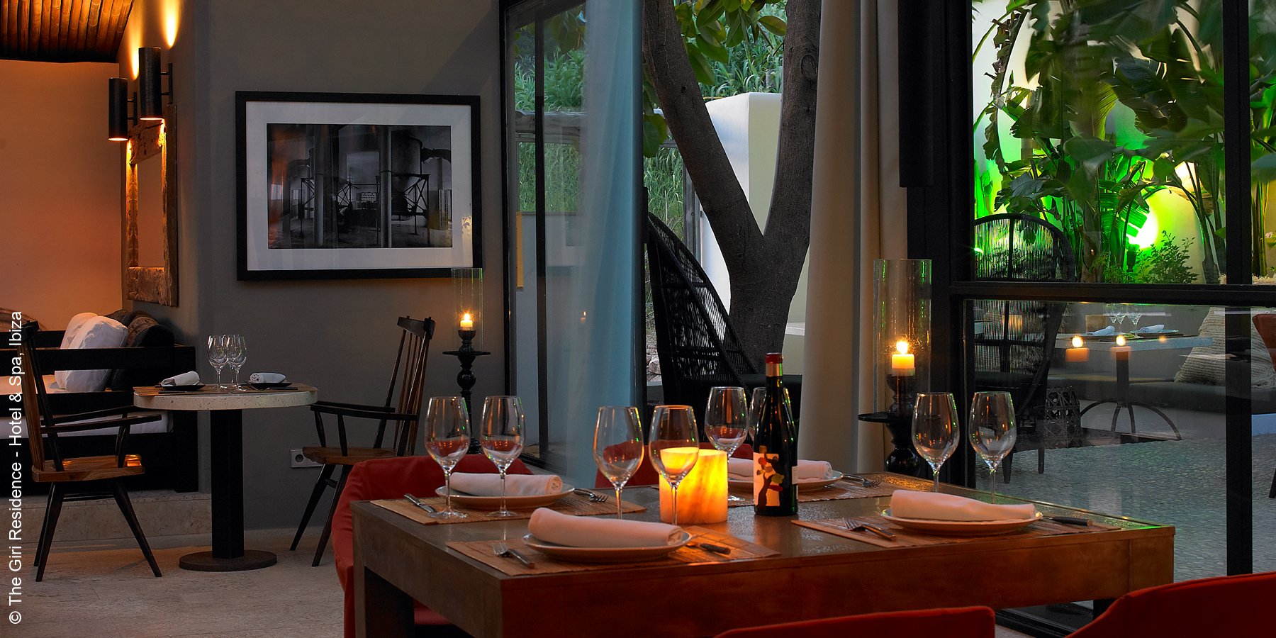 The Giri Residence | San Juan Ibiza | The Giri Restaurant Ambiente | luxuszeit.com