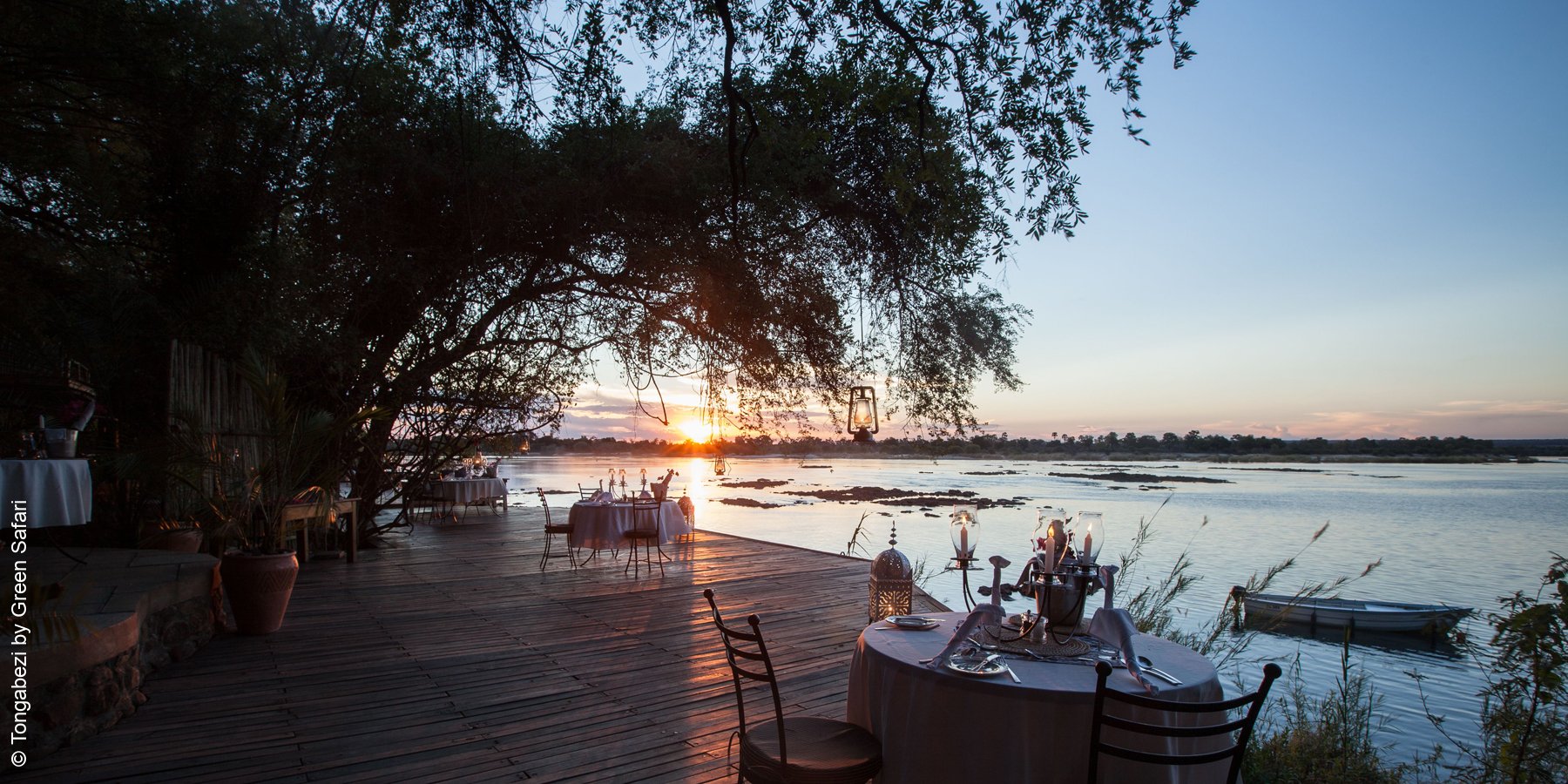 Tongabezi Lodge | Livingstone | Abendessen am Fluss | luxuszeit.com